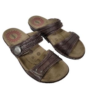 Taos Imagine Brown Leather Sandals